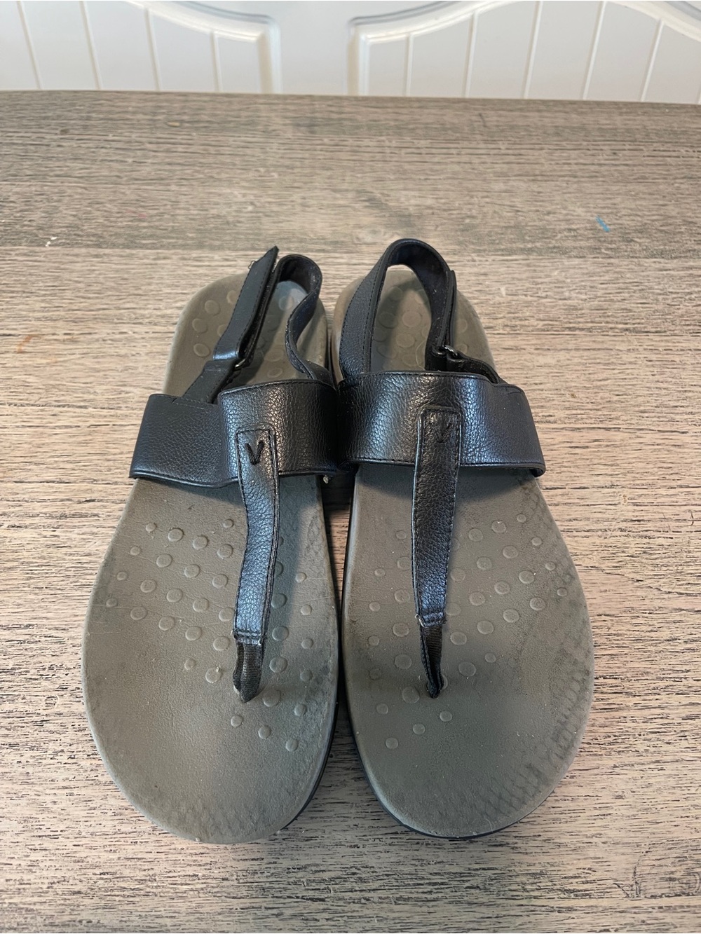 Vionic Women's Rest Tala T-Strap Sandal Size 9.5